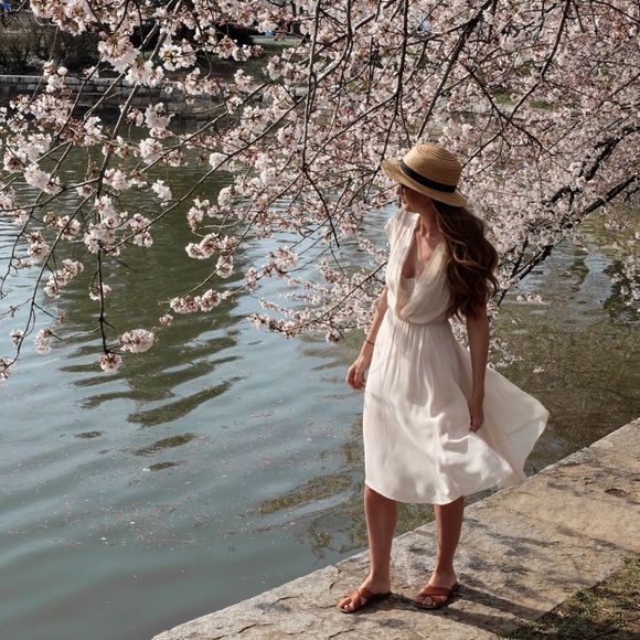 Reformation Dresses & Skirts - Reformation Midi Dress